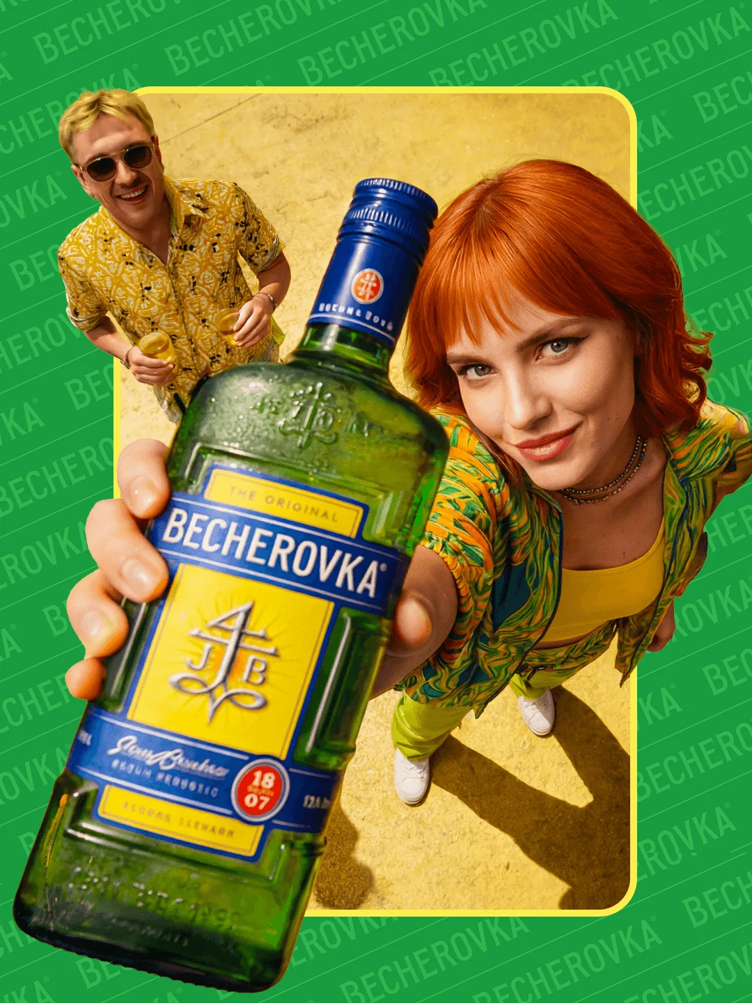 Becherovka social media tartalmak lifestyle és termékfókuszú kampányvizuálokkal