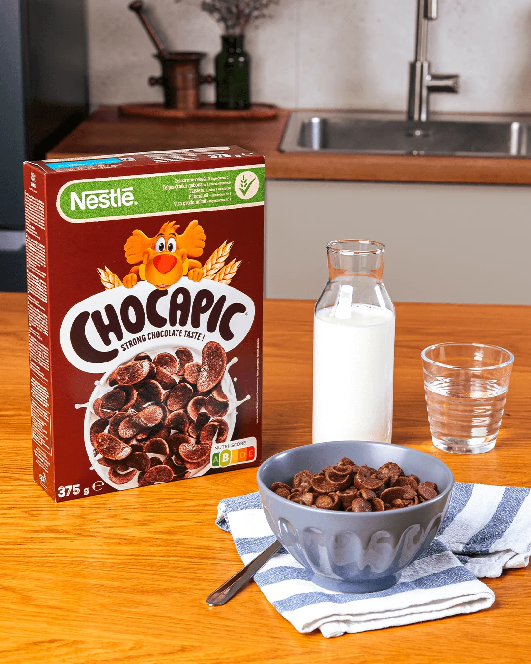 Nestlé Chocapic és Fitness Fiber lifestyle termékfotók prémium FMCG tartalomgyártáshoz